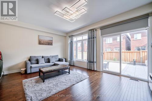 14 Reddington Road, Markham, ON - Indoor Photo Showing Living Room