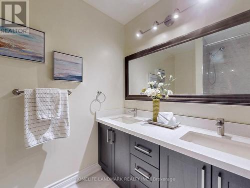 6 Saxony Drive, Markham, ON - Indoor Photo Showing Bathroom