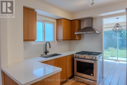 3416 Ingram Road, Mississauga, ON - Indoor Photo Showing Kitchen