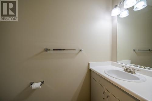 2020 Robson  Place Unit# 45, Kamloops, BC - Indoor Photo Showing Bathroom