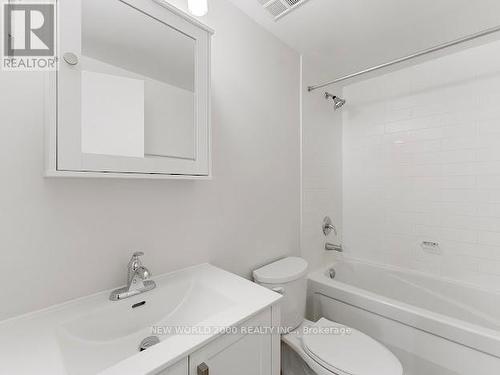 3902 - 35 Mariner Terrace, Toronto, ON - Indoor Photo Showing Bathroom