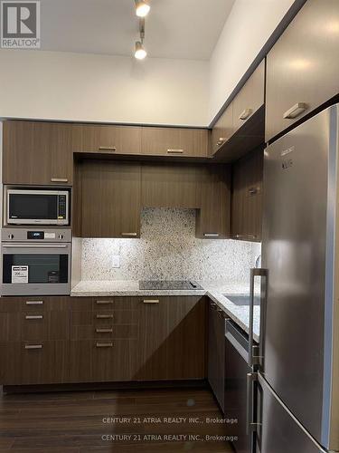 109 - 120 Harrison Garden Boulevard, Toronto, ON - Indoor Photo Showing Kitchen With Upgraded Kitchen