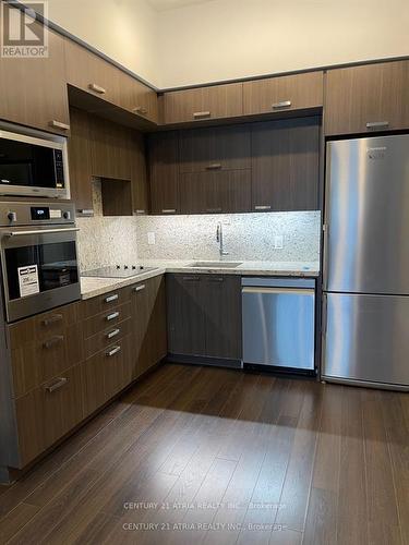 109 - 120 Harrison Garden Boulevard, Toronto, ON - Indoor Photo Showing Kitchen With Upgraded Kitchen