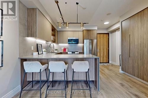 1115 - 60 South Town Centre Boulevard, Markham, ON - Indoor Photo Showing Kitchen With Upgraded Kitchen