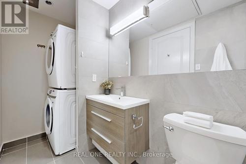 1115 - 60 South Town Centre Boulevard, Markham, ON - Indoor Photo Showing Laundry Room