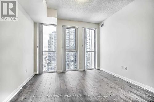 1114 - 35 Watergarden Drive, Mississauga, ON - Indoor Photo Showing Other Room