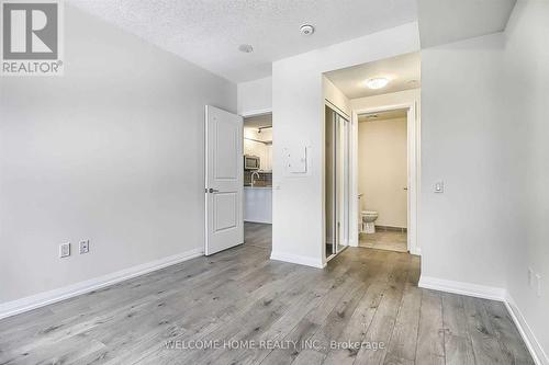 1114 - 35 Watergarden Drive, Mississauga, ON - Indoor Photo Showing Other Room