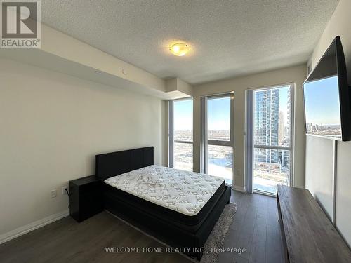 1114 - 35 Watergarden Drive, Mississauga, ON - Indoor Photo Showing Bedroom