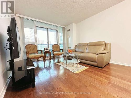 1212 - 509 Beecroft Road, Toronto, ON - Indoor Photo Showing Living Room