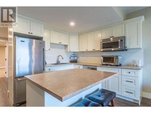 580 Sedona  Drive Unit# 108, Kamloops, BC - Indoor Photo Showing Kitchen