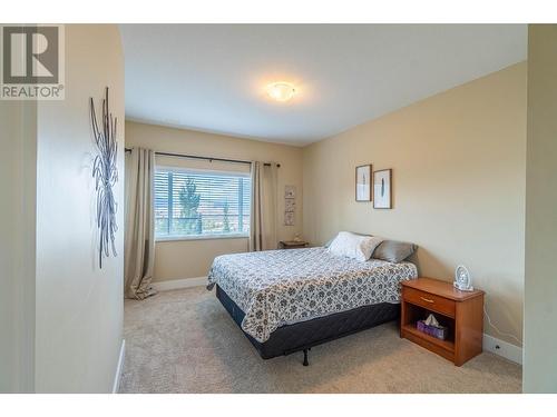 580 Sedona  Drive Unit# 108, Kamloops, BC - Indoor Photo Showing Bedroom