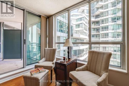 820 - 230 Queens Quay W, Toronto, ON -  Photo Showing Other Room