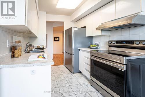 1902 - 35 Empress Avenue, Toronto, ON - Indoor Photo Showing Kitchen With Stainless Steel Kitchen With Double Sink