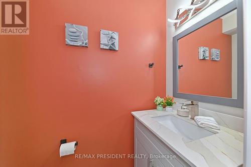 6 Abelard Avenue, Brampton, ON - Indoor Photo Showing Bathroom