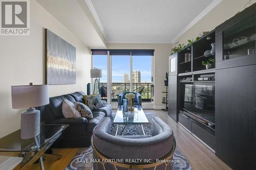 2109 - 100 John Street, Brampton, ON - Indoor Photo Showing Living Room