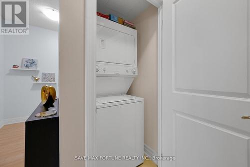 2109 - 100 John Street, Brampton, ON - Indoor Photo Showing Laundry Room