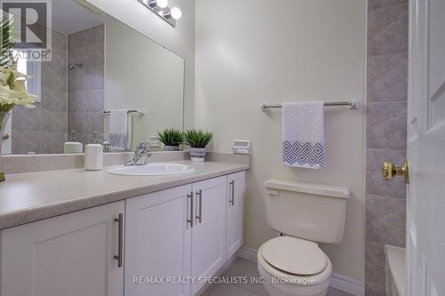 51 John Street, Brampton, ON - Indoor Photo Showing Bathroom