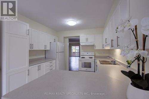 51 John Street, Brampton, ON - Indoor Photo Showing Kitchen With Double Sink