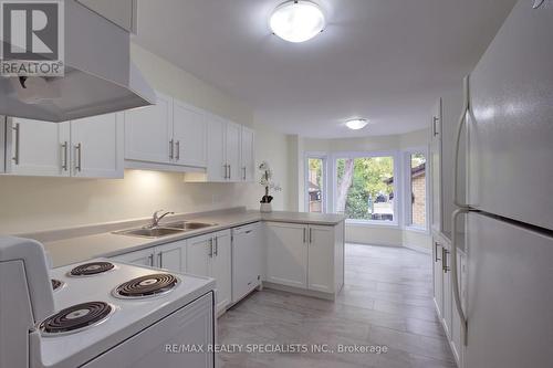 51 John Street, Brampton, ON - Indoor Photo Showing Kitchen With Double Sink