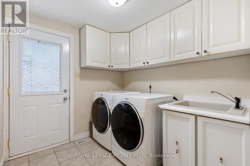 3542 Pitch Pine Crescent, Mississauga, ON - Indoor Photo Showing Laundry Room