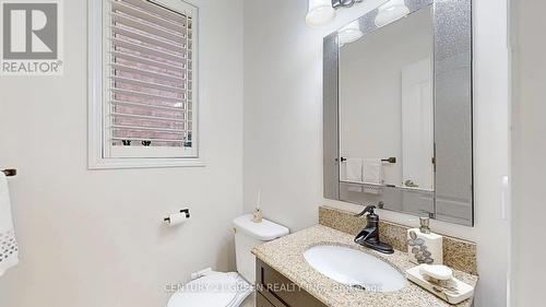 881 Minchin Way, Milton, ON - Indoor Photo Showing Bathroom