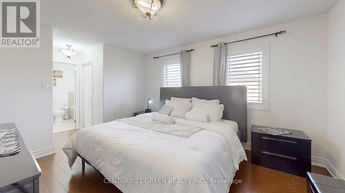 881 Minchin Way, Milton, ON - Indoor Photo Showing Bedroom