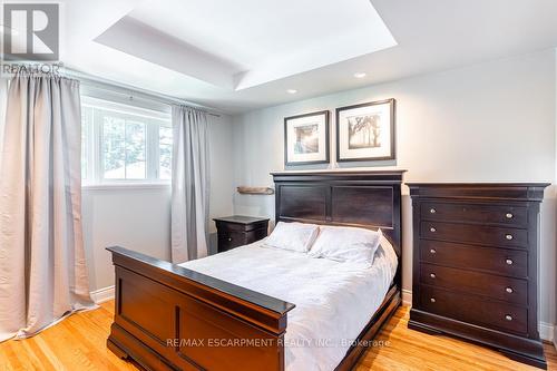 578 Catherine Street, Burlington, ON - Indoor Photo Showing Bedroom