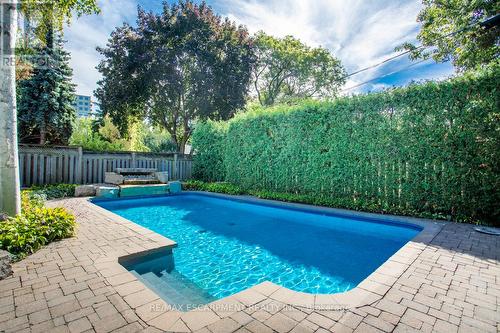 578 Catherine Street, Burlington, ON - Outdoor With In Ground Pool With Backyard