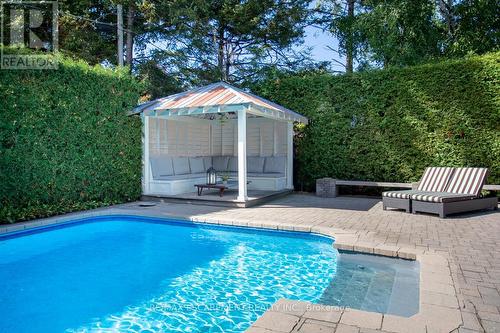 578 Catherine Street, Burlington, ON - Outdoor With In Ground Pool With Backyard