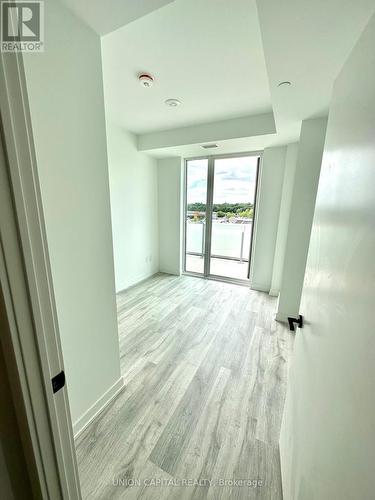 523 - 215 Lakeshore Road W, Mississauga, ON - Indoor Photo Showing Other Room