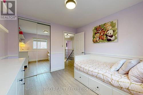 5321 Flatford Road, Mississauga, ON - Indoor Photo Showing Bedroom