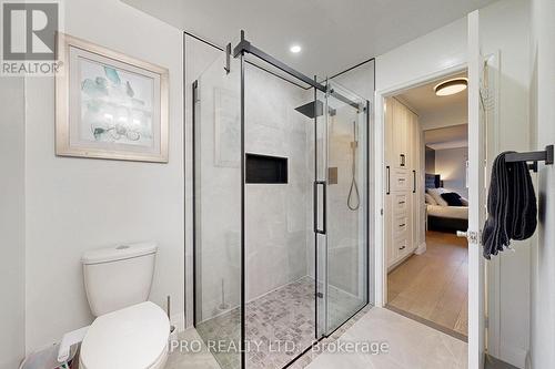 5321 Flatford Road, Mississauga, ON - Indoor Photo Showing Bathroom