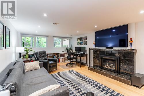 5071 Spruce Avenue, Burlington, ON - Indoor Photo Showing Living Room With Fireplace