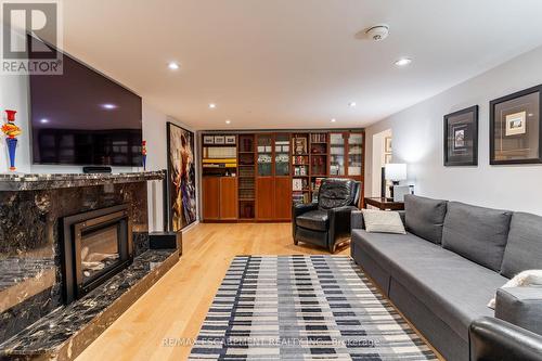 5071 Spruce Avenue, Burlington, ON - Indoor Photo Showing Living Room With Fireplace