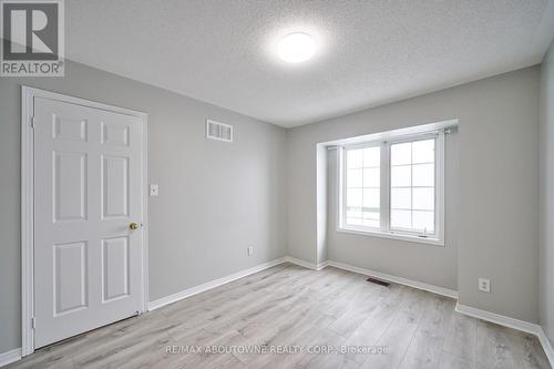 556 Delphine Drive, Burlington, ON - Indoor Photo Showing Other Room