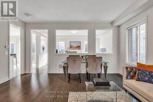 286 Etheridge Avenue, Milton, ON - Indoor Photo Showing Living Room