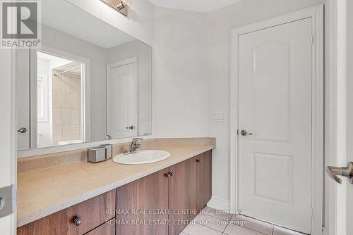 286 Etheridge Avenue, Milton, ON - Indoor Photo Showing Bathroom