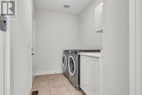 286 Etheridge Avenue, Milton, ON - Indoor Photo Showing Laundry Room