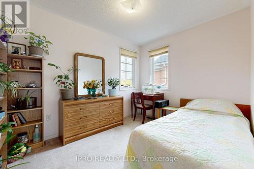 5431 Lawrence Avenue E, Toronto, ON - Indoor Photo Showing Bedroom