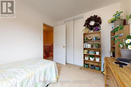 5431 Lawrence Avenue E, Toronto, ON - Indoor Photo Showing Bedroom