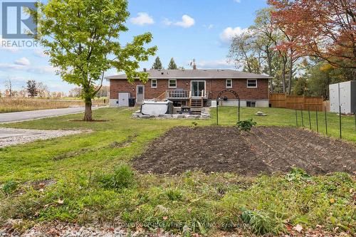 7941 10 Sideroad, Innisfil, ON - Outdoor