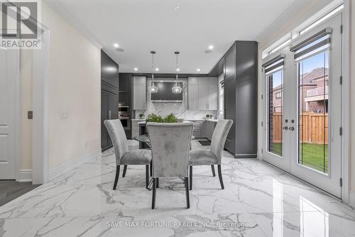 22 Pellegrini Dr Drive E, Vaughan, ON - Indoor Photo Showing Dining Room