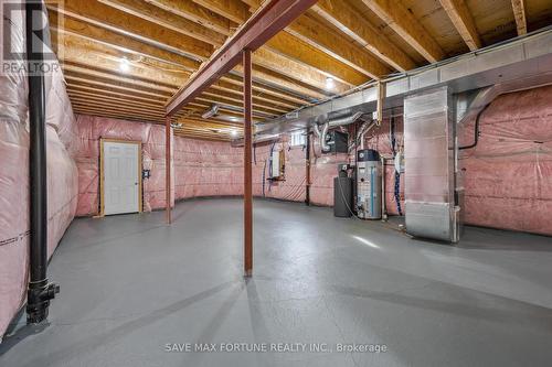 22 Pellegrini Dr Drive E, Vaughan, ON - Indoor Photo Showing Basement