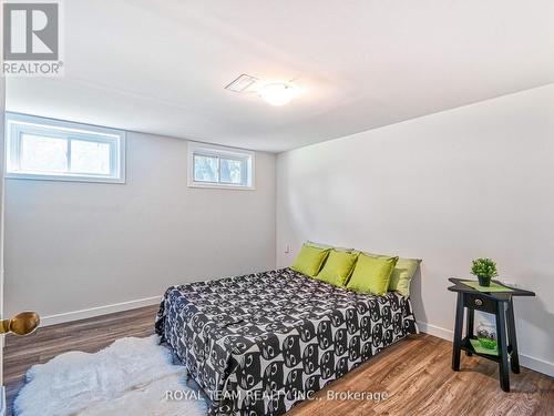 Bsmt - 104 Lewis Drive, Newmarket, ON - Indoor Photo Showing Bedroom