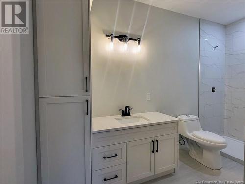 14 Edith Way, Fredericton, NB - Indoor Photo Showing Bathroom