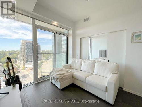 1516 - 5 Soudan Avenue W, Toronto, ON - Indoor Photo Showing Living Room