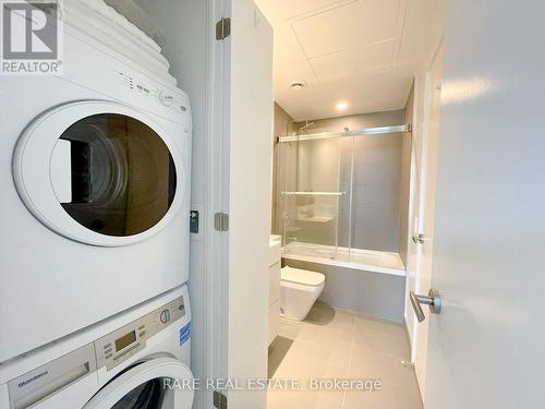 1516 - 5 Soudan Avenue W, Toronto, ON - Indoor Photo Showing Laundry Room