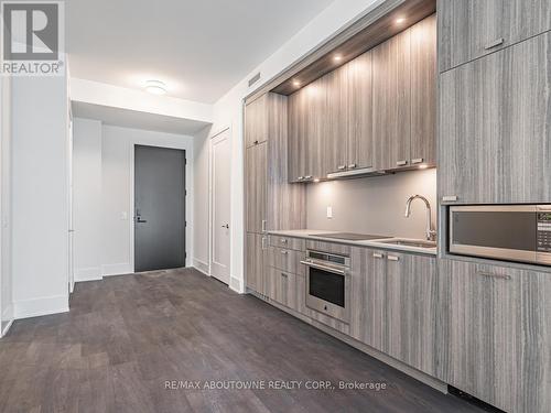 2311 - 470 Front Street W, Toronto, ON - Indoor Photo Showing Kitchen