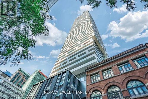 Uph06 - 20 Lombard Street, Toronto, ON - Outdoor With Facade