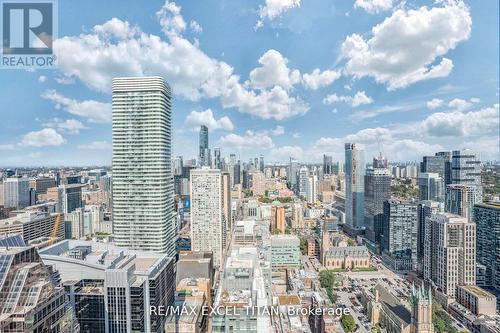 Uph06 - 20 Lombard Street, Toronto, ON - Outdoor With View